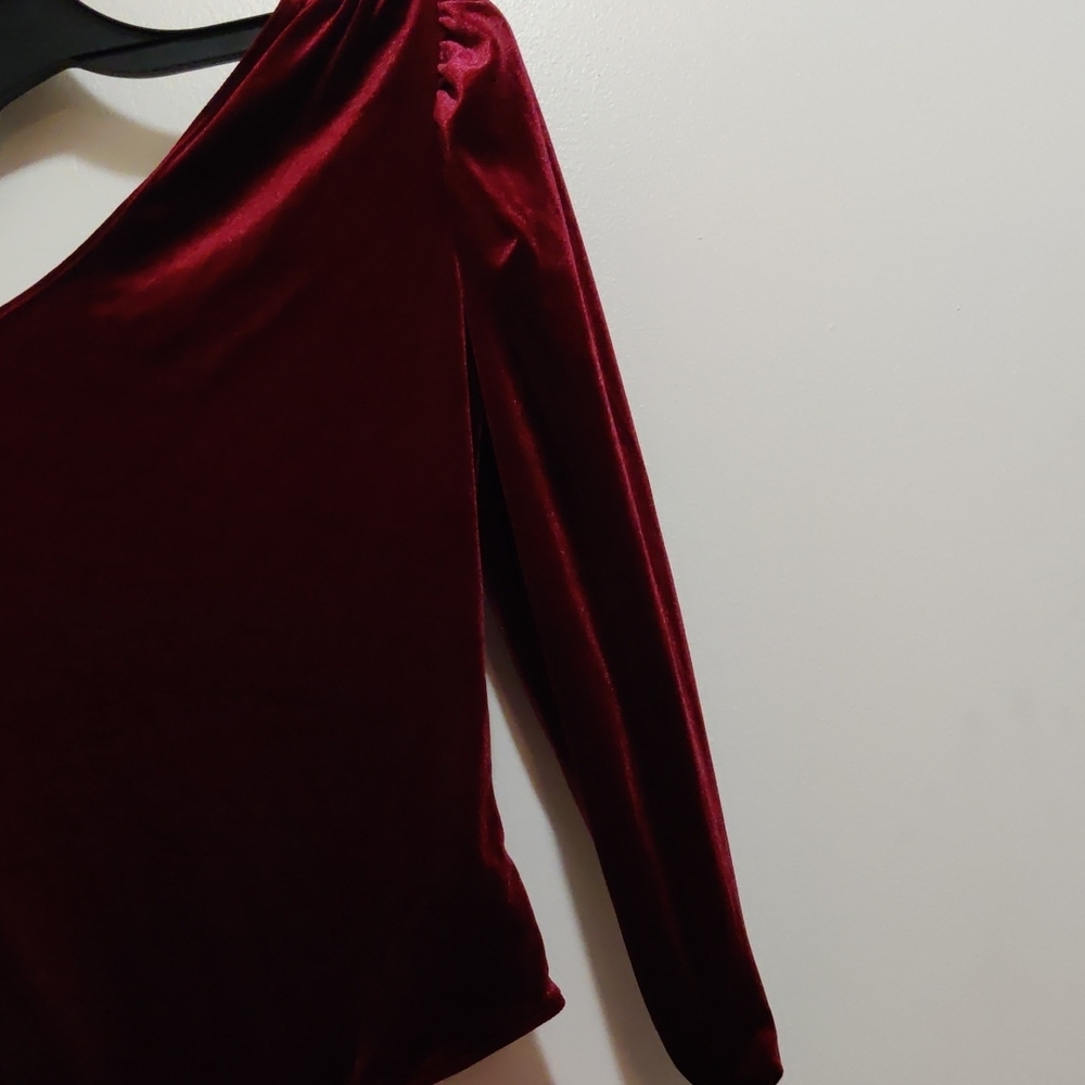 Shinestar Burgundy Velvet One-Shoulder Bodysuit - Picture 3 of 5